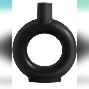 Modern Black Ceramic Vase - Decorative Hollow Donut Floral Vase